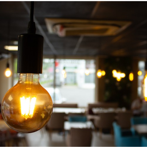 Décor du plafond du restaurant